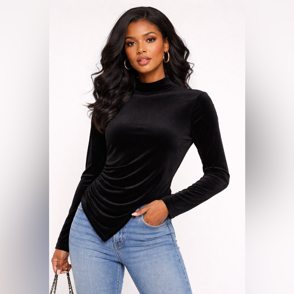 DG2 by Diane Gilman Black Velour Ruched Long Sleeve Top | Size S